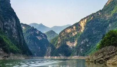 Shennong Stream, Wu Gorge & Three Gorges Ship Locks