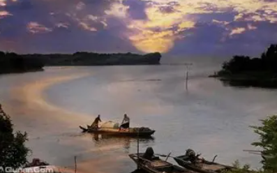 Yueyang Tower & Dongting Lake